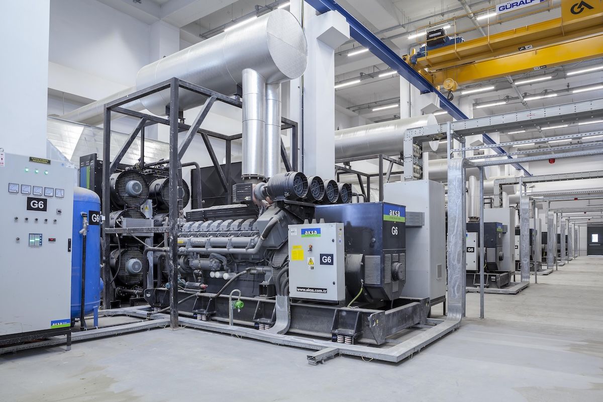 Standby diesel generator sets mounted on vibration isolators in a mission-critical energy centre